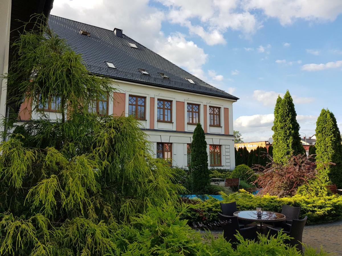 Rezydencja Pod Zegarem Trzebinia  Exterior foto